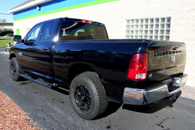 Used 2013 Ram 1500 4WD Quad Cab 140.5' Tradesman Used 2013 Ram 1500 4WD Quad Cab 140.5' Tradesman for sale  at Metro West Motorcars LLC in Shrewsbury MA 3