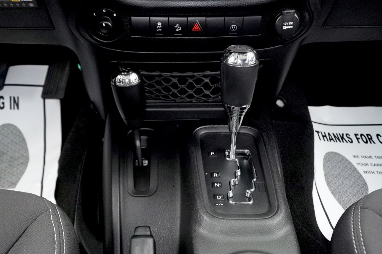 Used 2013 Jeep Wrangler Unlimited 4WD 4dr Sahara Used 2013 Jeep Wrangler Unlimited 4WD 4dr Sahara for sale at Metro West Motorcars LLC in Shrewsbury MA 12