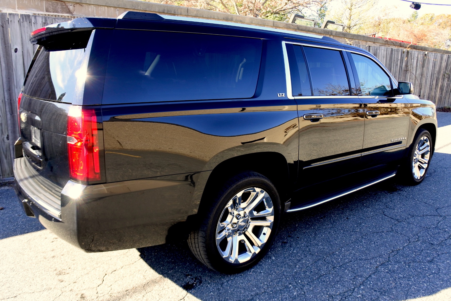 Used 2015 Chevrolet Suburban 1500 LTZ 4WD For Sale (27,800) Metro West Motorcars LLC Stock