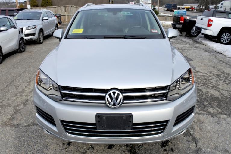 Used 2012 Volkswagen Touareg Sport 4MOTION Used 2012 Volkswagen Touareg Sport 4MOTION for sale  at Metro West Motorcars LLC in Shrewsbury MA 8