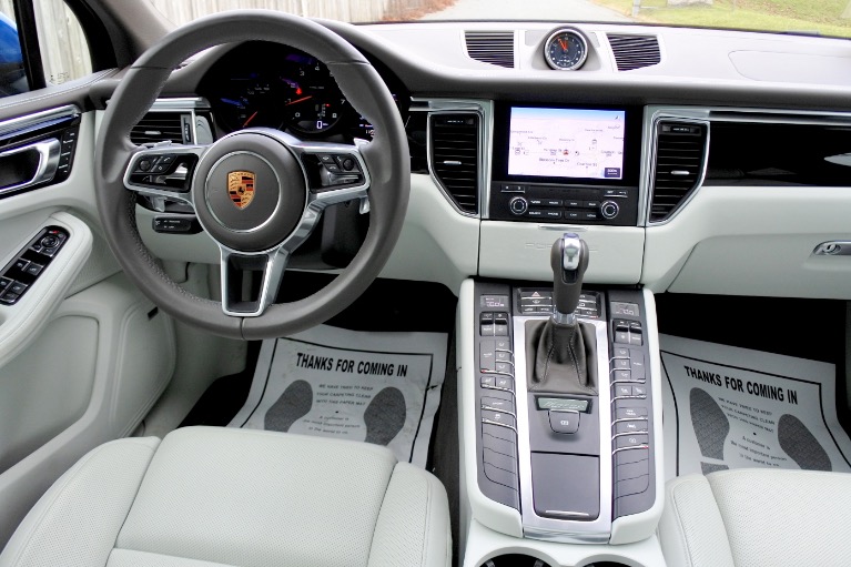 Used 2018 Porsche Macan AWD Used 2018 Porsche Macan AWD for sale at Metro West Motorcars LLC in Shrewsbury MA 10