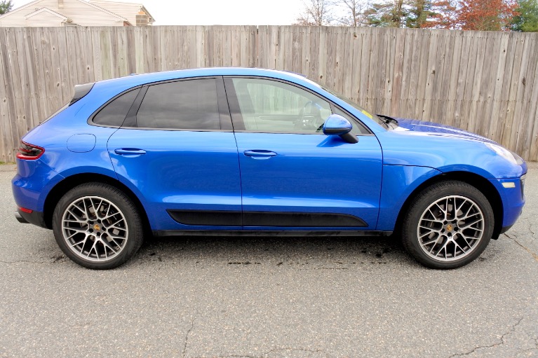 Used 2018 Porsche Macan AWD Used 2018 Porsche Macan AWD for sale  at Metro West Motorcars LLC in Shrewsbury MA 6