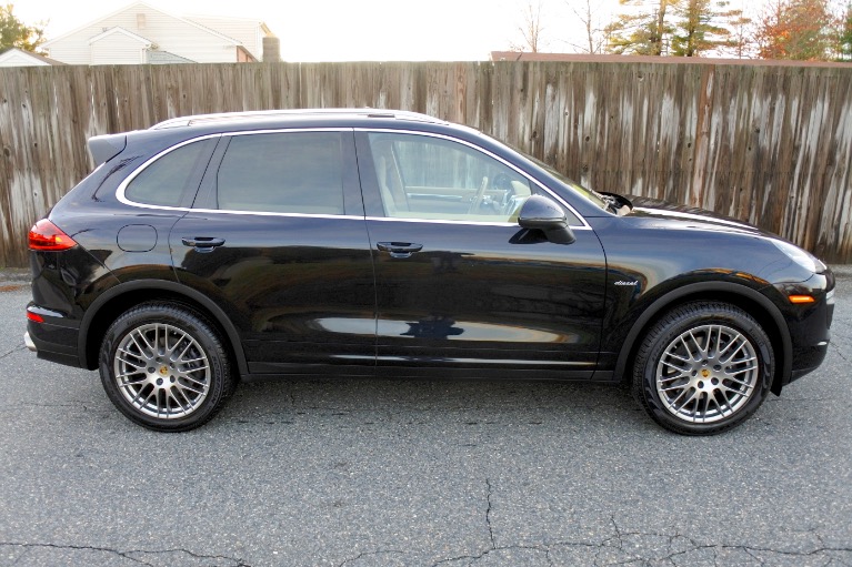 Used 2016 Porsche Cayenne Diesel AWD Used 2016 Porsche Cayenne Diesel AWD for sale at Metro West Motorcars LLC in Shrewsbury MA 6