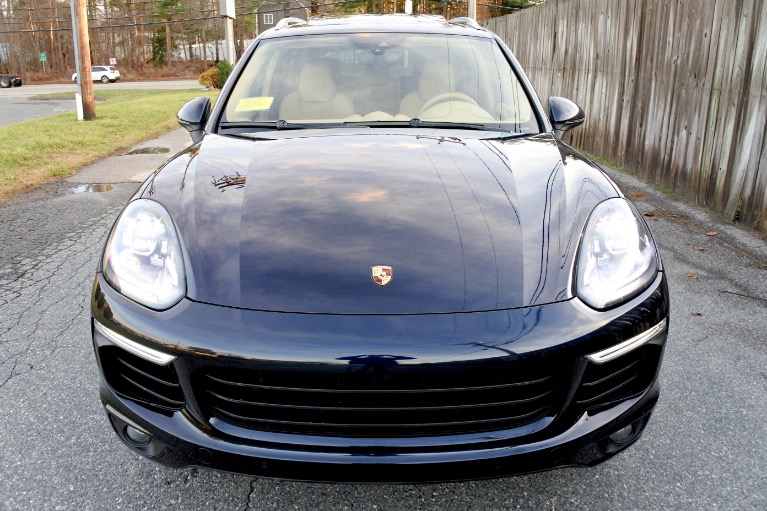 Used 2016 Porsche Cayenne Diesel AWD Used 2016 Porsche Cayenne Diesel AWD for sale at Metro West Motorcars LLC in Shrewsbury MA 8