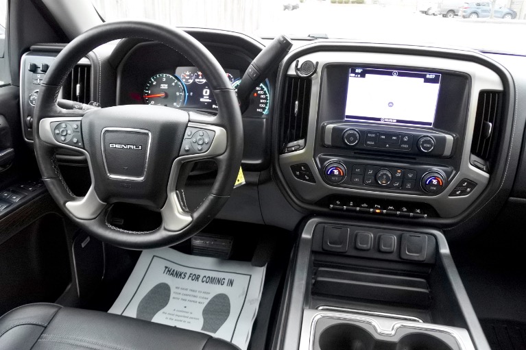 Used 2018 GMC Sierra 1500 4WD Crew Cab 143.5' Denali Used 2018 GMC Sierra 1500 4WD Crew Cab 143.5' Denali for sale at Metro West Motorcars LLC in Shrewsbury MA 10