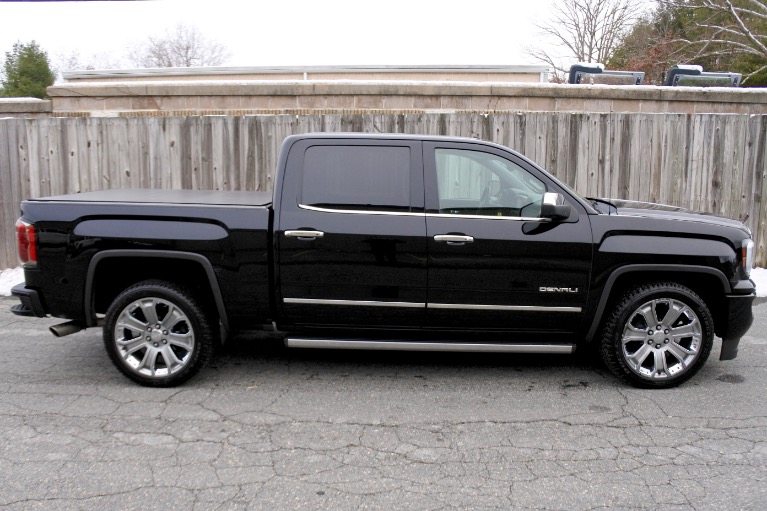 Used 2018 GMC Sierra 1500 4WD Crew Cab 143.5' Denali Used 2018 GMC Sierra 1500 4WD Crew Cab 143.5' Denali for sale  at Metro West Motorcars LLC in Shrewsbury MA 6