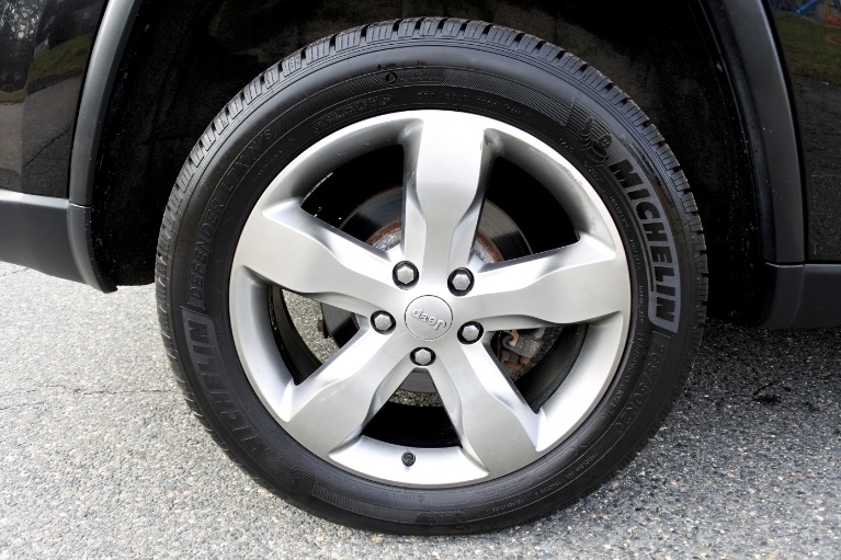 Used 2013 Jeep Grand Cherokee 4WD 4dr Limited Used 2013 Jeep Grand Cherokee 4WD 4dr Limited for sale at Metro West Motorcars LLC in Shrewsbury MA 23