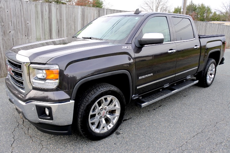 Used 2015 GMC Sierra 1500 4WD Crew Cab 143.5' SLT Used 2015 GMC Sierra 1500 4WD Crew Cab 143.5' SLT for sale  at Metro West Motorcars LLC in Shrewsbury MA 1