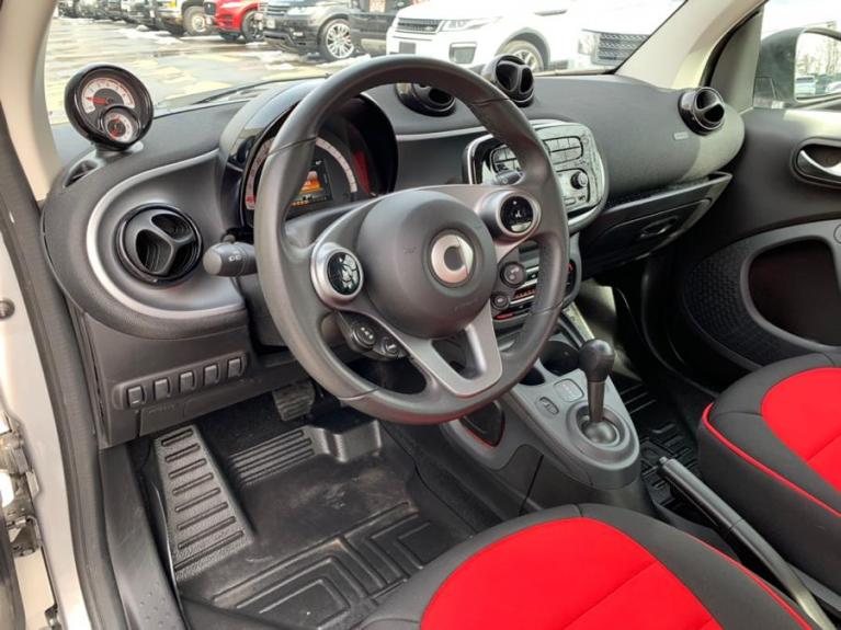 Used 2016 Smart fortwo 2dr Cpe Passion Used 2016 Smart fortwo 2dr Cpe Passion for sale  at Metro West Motorcars LLC in Shrewsbury MA 13