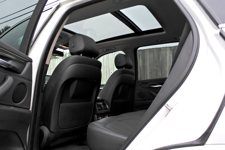 Used 2015 BMW X5 xDrive35d AWD Used 2015 BMW X5 xDrive35d AWD for sale  at Metro West Motorcars LLC in Shrewsbury MA 15