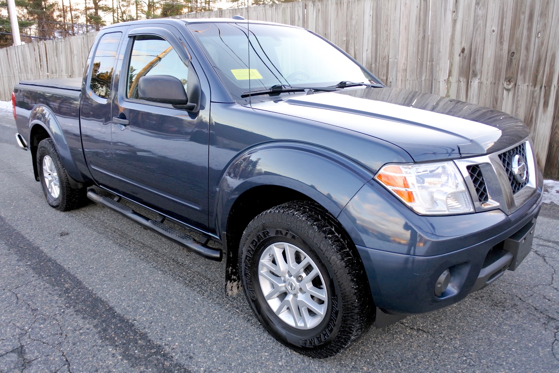 Used 2015 Nissan Frontier 4WD King Cab Auto SV For Sale (14,500