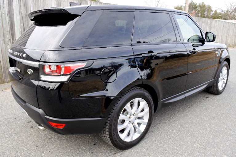 Used 2017 Land Rover Range Rover Sport Td6 HSE Used 2017 Land Rover Range Rover Sport Td6 HSE for sale  at Metro West Motorcars LLC in Shrewsbury MA 5