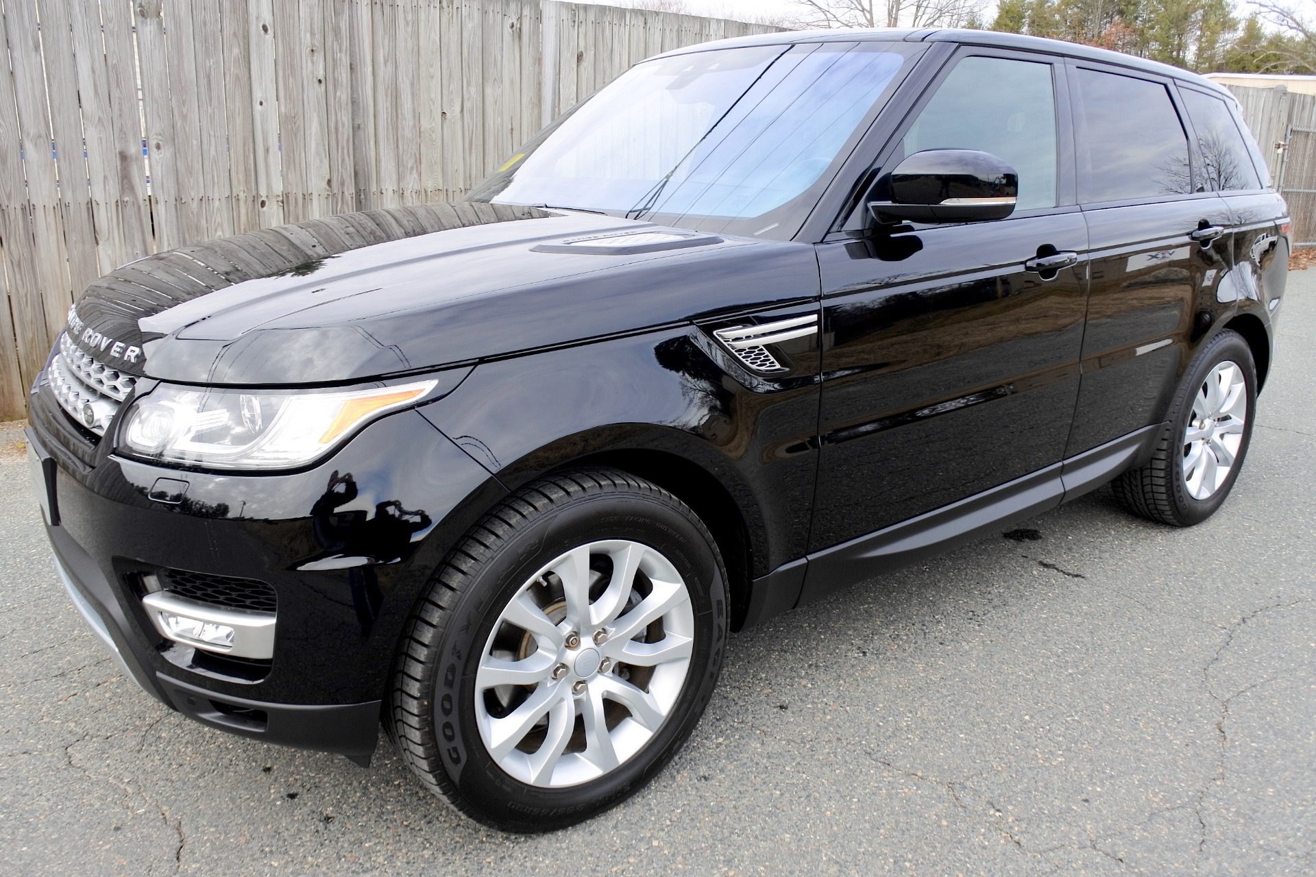 Used 2017 Land Rover Range Rover Sport Td6 HSE For Sale (44,800