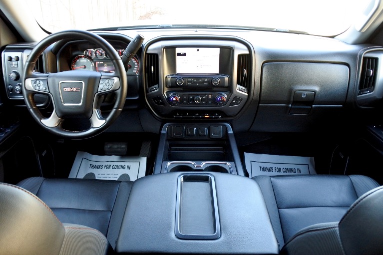 Used 2015 GMC Sierra 1500 4WD Crew Cab 143.5' SLT Used 2015 GMC Sierra 1500 4WD Crew Cab 143.5' SLT for sale at Metro West Motorcars LLC in Shrewsbury MA 9