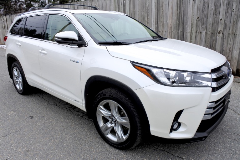 Used 2019 Toyota Highlander Hybrid Limited Platinum AWD Used 2019 Toyota Highlander Hybrid Limited Platinum AWD for sale  at Metro West Motorcars LLC in Shrewsbury MA 7