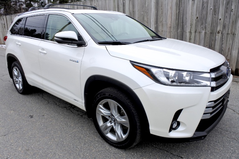 Used 2019 Toyota Highlander Hybrid Limited V6 AWD Used 2019 Toyota Highlander Hybrid Limited V6 AWD for sale at Metro West Motorcars LLC in Shrewsbury MA 7