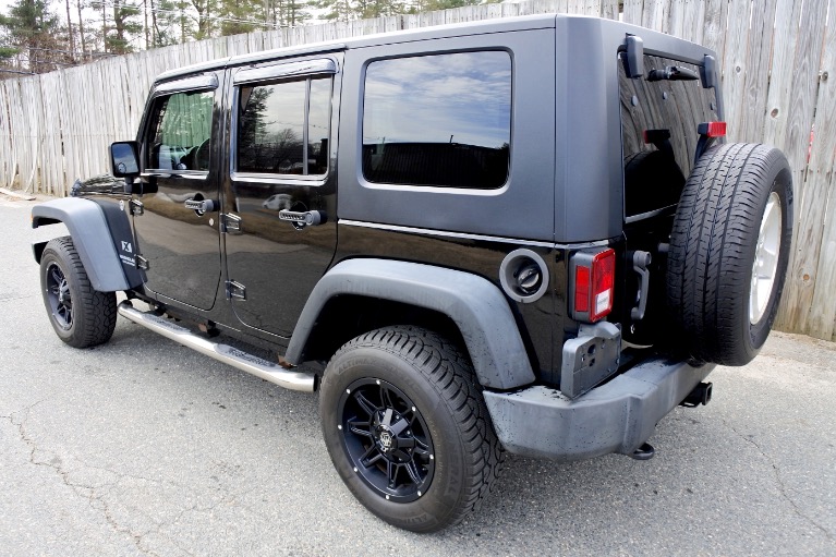 Used 2009 Jeep Wrangler Unlimited X 4WD Used 2009 Jeep Wrangler Unlimited X 4WD for sale  at Metro West Motorcars LLC in Shrewsbury MA 3