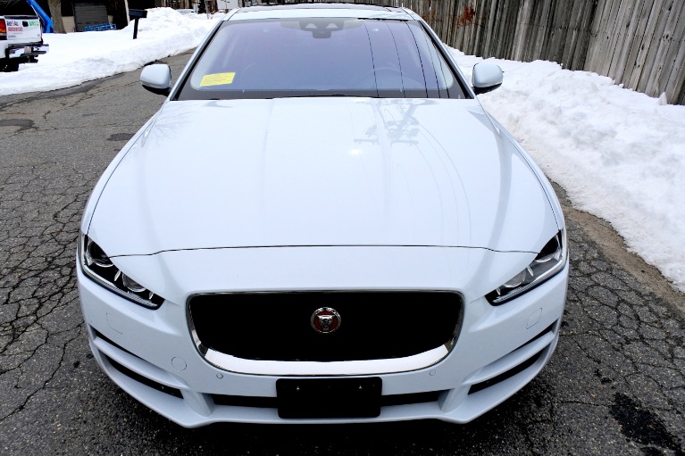 Used 2017 Jaguar Xe 20d Prestige AWD Used 2017 Jaguar Xe 20d Prestige AWD for sale  at Metro West Motorcars LLC in Shrewsbury MA 8