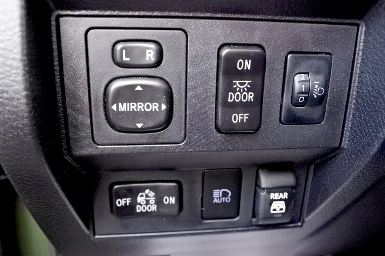 Used 2020 Toyota Tundra 4wd TRD Pro CrewMax 5.5'' Bed 5.7L Used 2020 Toyota Tundra 4wd TRD Pro CrewMax 5.5'' Bed 5.7L for sale at Metro West Motorcars LLC in Shrewsbury MA 21