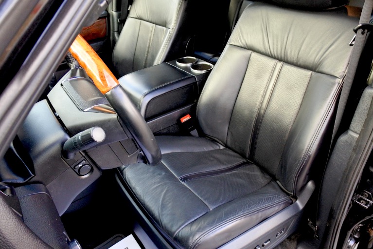 Used 2015 Lincoln Navigator l Reserve 4WD Used 2015 Lincoln Navigator l Reserve 4WD for sale at Metro West Motorcars LLC in Shrewsbury MA 14