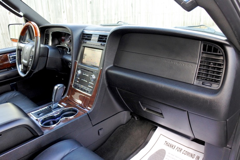 Used 2015 Lincoln Navigator l Reserve 4WD Used 2015 Lincoln Navigator l Reserve 4WD for sale at Metro West Motorcars LLC in Shrewsbury MA 22