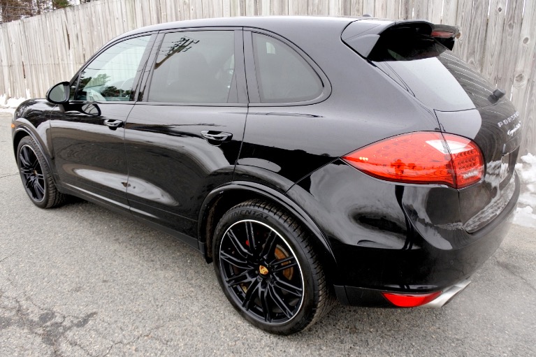 Used 2014 Porsche Cayenne Turbo S AWD Used 2014 Porsche Cayenne Turbo S AWD for sale  at Metro West Motorcars LLC in Shrewsbury MA 3