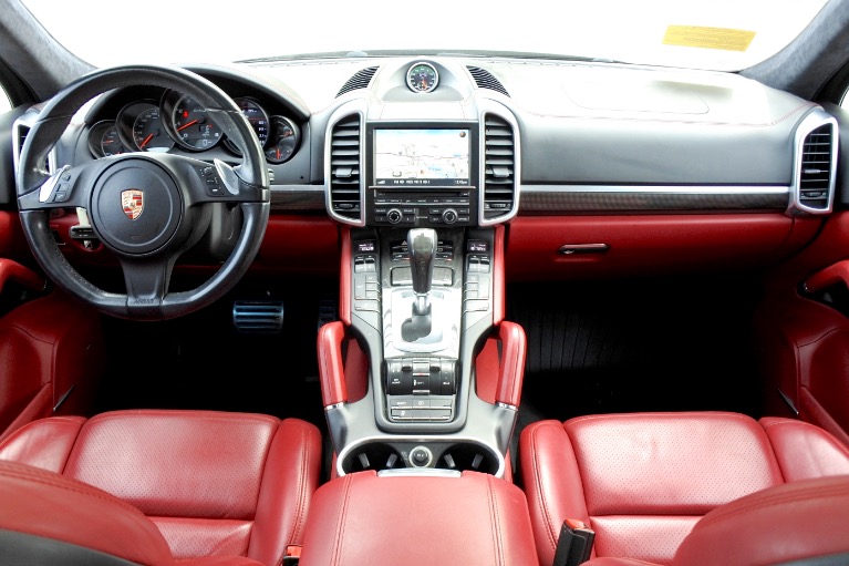 Used 2014 Porsche Cayenne Turbo S AWD Used 2014 Porsche Cayenne Turbo S AWD for sale at Metro West Motorcars LLC in Shrewsbury MA 9