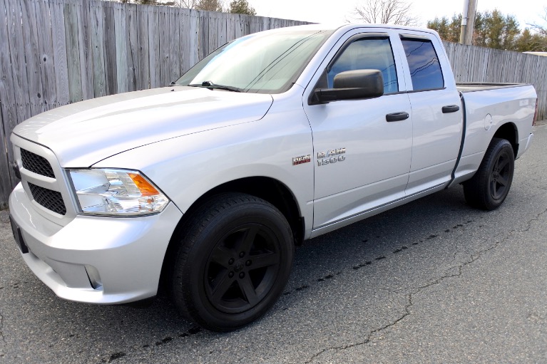 Used 2013 Ram 1500 4WD Quad Cab 140.5' Express Used 2013 Ram 1500 4WD Quad Cab 140.5' Express for sale at Metro West Motorcars LLC in Shrewsbury MA 1