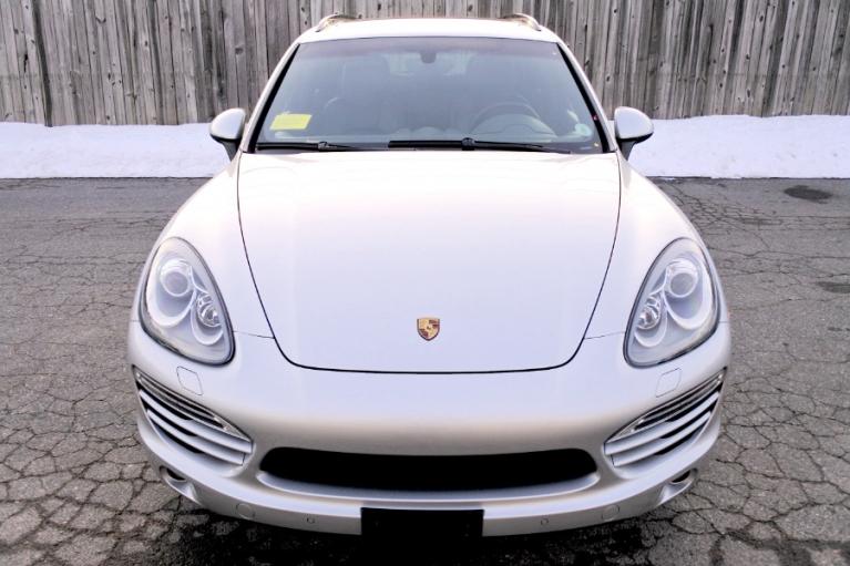 Used 2013 Porsche Cayenne Diesel AWD Used 2013 Porsche Cayenne Diesel AWD for sale at Metro West Motorcars LLC in Shrewsbury MA 8