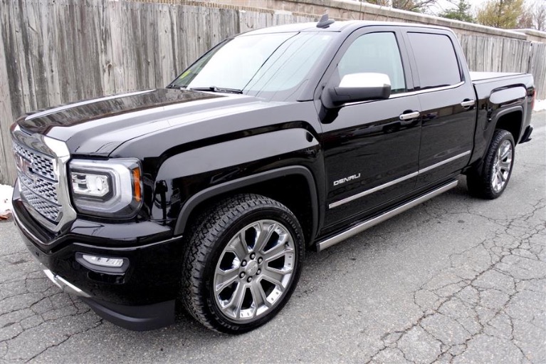 Used 2016 GMC Sierra 1500 4WD Crew Cab 143.5 Denali Used 2016 GMC Sierra 1500 4WD Crew Cab 143.5 Denali for sale at Metro West Motorcars LLC in Shrewsbury MA 1