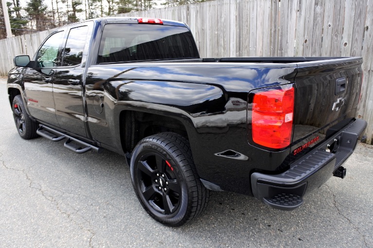 Used 2017 Chevrolet Silverado 1500 4WD Double Cab 143.5' LT w/1LT Used 2017 Chevrolet Silverado 1500 4WD Double Cab 143.5' LT w/1LT for sale  at Metro West Motorcars LLC in Shrewsbury MA 3