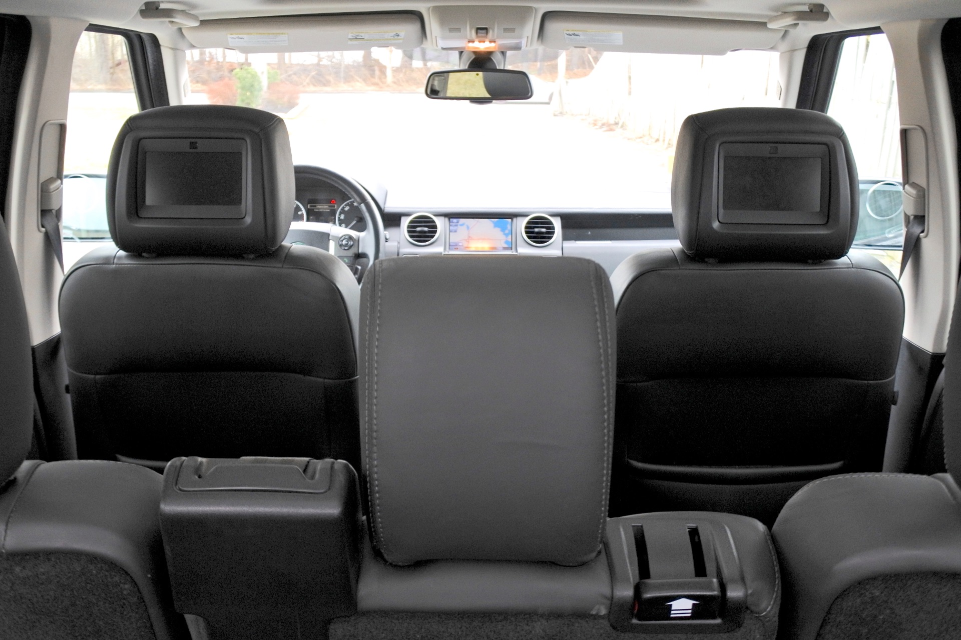 2011 Land Rover LR4 HSE LUX photo 18