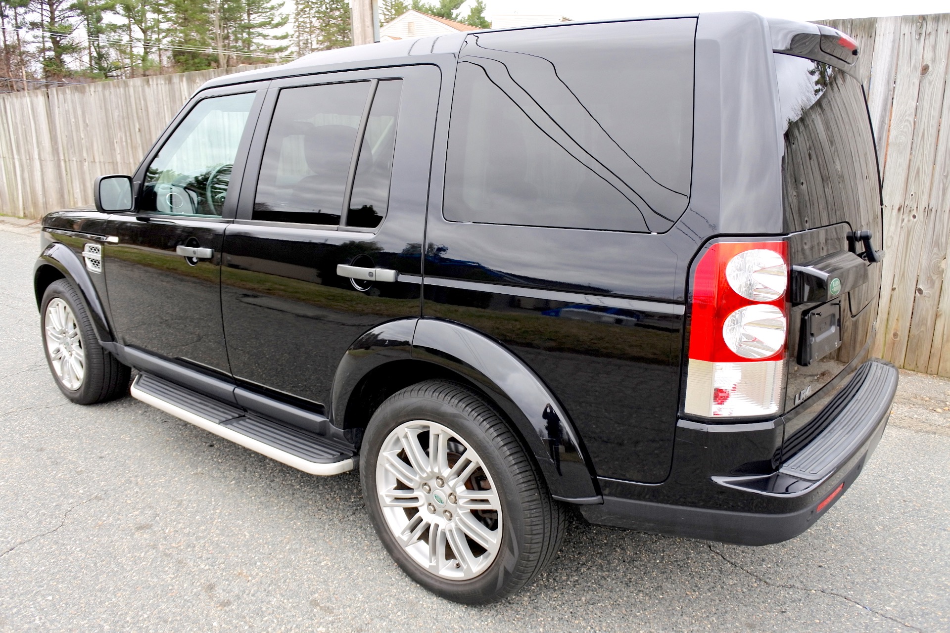 2011 Land Rover LR4 HSE LUX photo 3