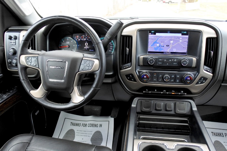 Used 2017 GMC Sierra 2500hd 4WD Crew Cab 153.7' Denali Used 2017 GMC Sierra 2500hd 4WD Crew Cab 153.7' Denali for sale at Metro West Motorcars LLC in Shrewsbury MA 10