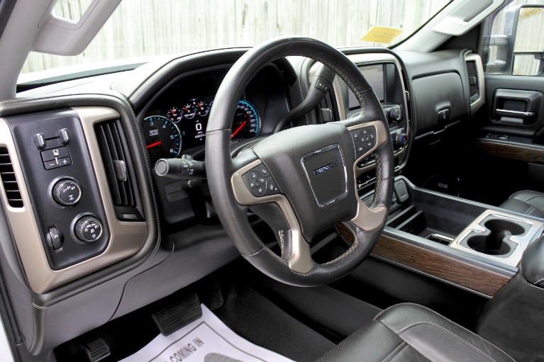 Used 2017 GMC Sierra 2500hd 4WD Crew Cab 153.7' Denali Used 2017 GMC Sierra 2500hd 4WD Crew Cab 153.7' Denali for sale at Metro West Motorcars LLC in Shrewsbury MA 12