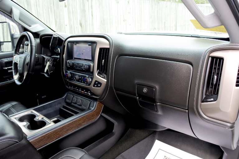 Used 2017 GMC Sierra 2500hd 4WD Crew Cab 153.7' Denali Used 2017 GMC Sierra 2500hd 4WD Crew Cab 153.7' Denali for sale at Metro West Motorcars LLC in Shrewsbury MA 19