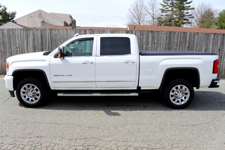 Used 2017 GMC Sierra 2500hd 4WD Crew Cab 153.7' Denali Used 2017 GMC Sierra 2500hd 4WD Crew Cab 153.7' Denali for sale  at Metro West Motorcars LLC in Shrewsbury MA 2