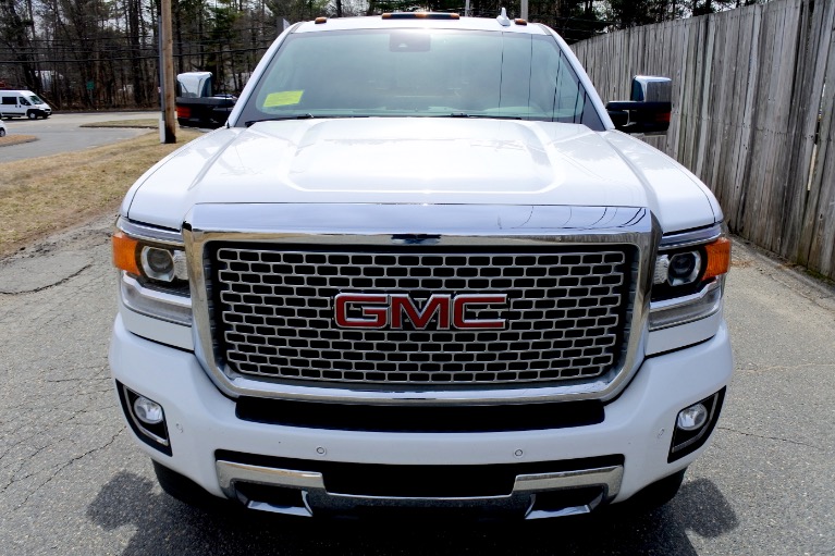 Used 2017 GMC Sierra 2500hd 4WD Crew Cab 153.7' Denali Used 2017 GMC Sierra 2500hd 4WD Crew Cab 153.7' Denali for sale at Metro West Motorcars LLC in Shrewsbury MA 8