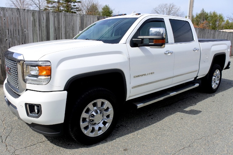 Used 2017 GMC Sierra 2500hd 4WD Crew Cab 153.7' Denali Used 2017 GMC Sierra 2500hd 4WD Crew Cab 153.7' Denali for sale at Metro West Motorcars LLC in Shrewsbury MA 1