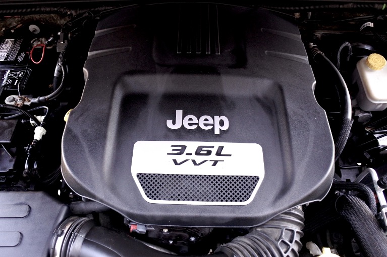 Used 2013 Jeep Wrangler Unlimited Freedom Edition 4WD Used 2013 Jeep Wrangler Unlimited Freedom Edition 4WD for sale at Metro West Motorcars LLC in Shrewsbury MA 21