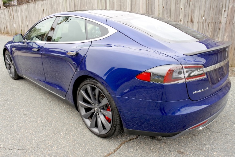 Used 2015 Tesla Model s AWD P85D Used 2015 Tesla Model s AWD P85D for sale  at Metro West Motorcars LLC in Shrewsbury MA 3