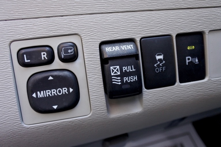 Used 2012 Toyota Sienna Limited AWD Used 2012 Toyota Sienna Limited AWD for sale at Metro West Motorcars LLC in Shrewsbury MA 13