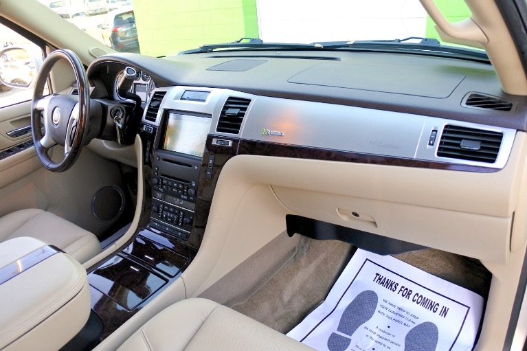 Used 2009 Cadillac Escalade Hybrid 4WD Used 2009 Cadillac Escalade Hybrid 4WD for sale at Metro West Motorcars LLC in Shrewsbury MA 23