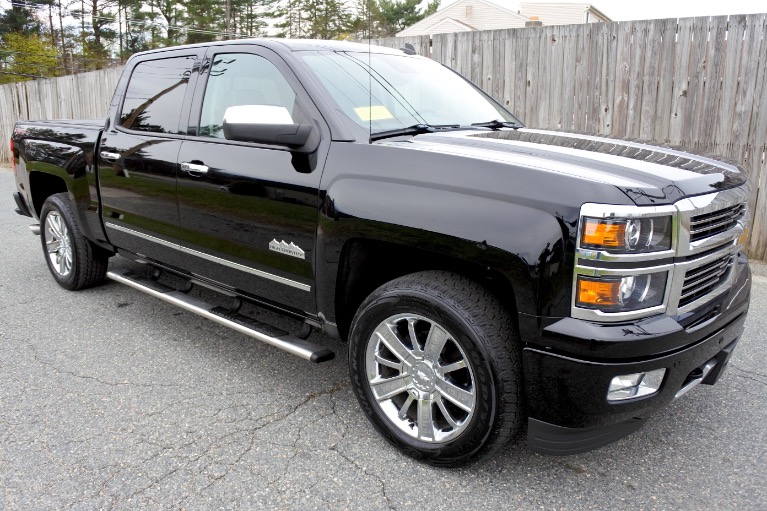 Used 2014 Chevrolet Silverado 1500 4WD Crew Cab 143.5' High Country Used 2014 Chevrolet Silverado 1500 4WD Crew Cab 143.5' High Country for sale  at Metro West Motorcars LLC in Shrewsbury MA 7