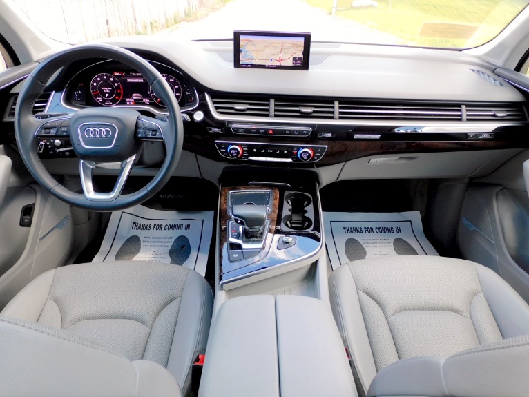 Used 2017 Audi Q7 3.0 TFSI Prestige Quattro Used 2017 Audi Q7 3.0 TFSI Prestige Quattro for sale at Metro West Motorcars LLC in Shrewsbury MA 9