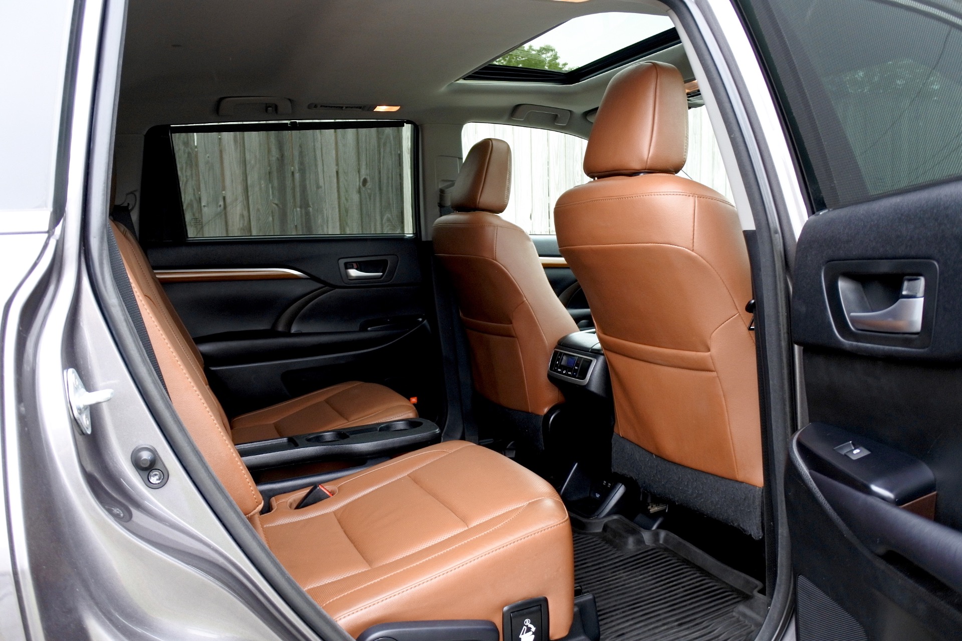 Used 2017 Toyota Highlander Limited V6 AWD For Sale ($32,500) | Metro ...