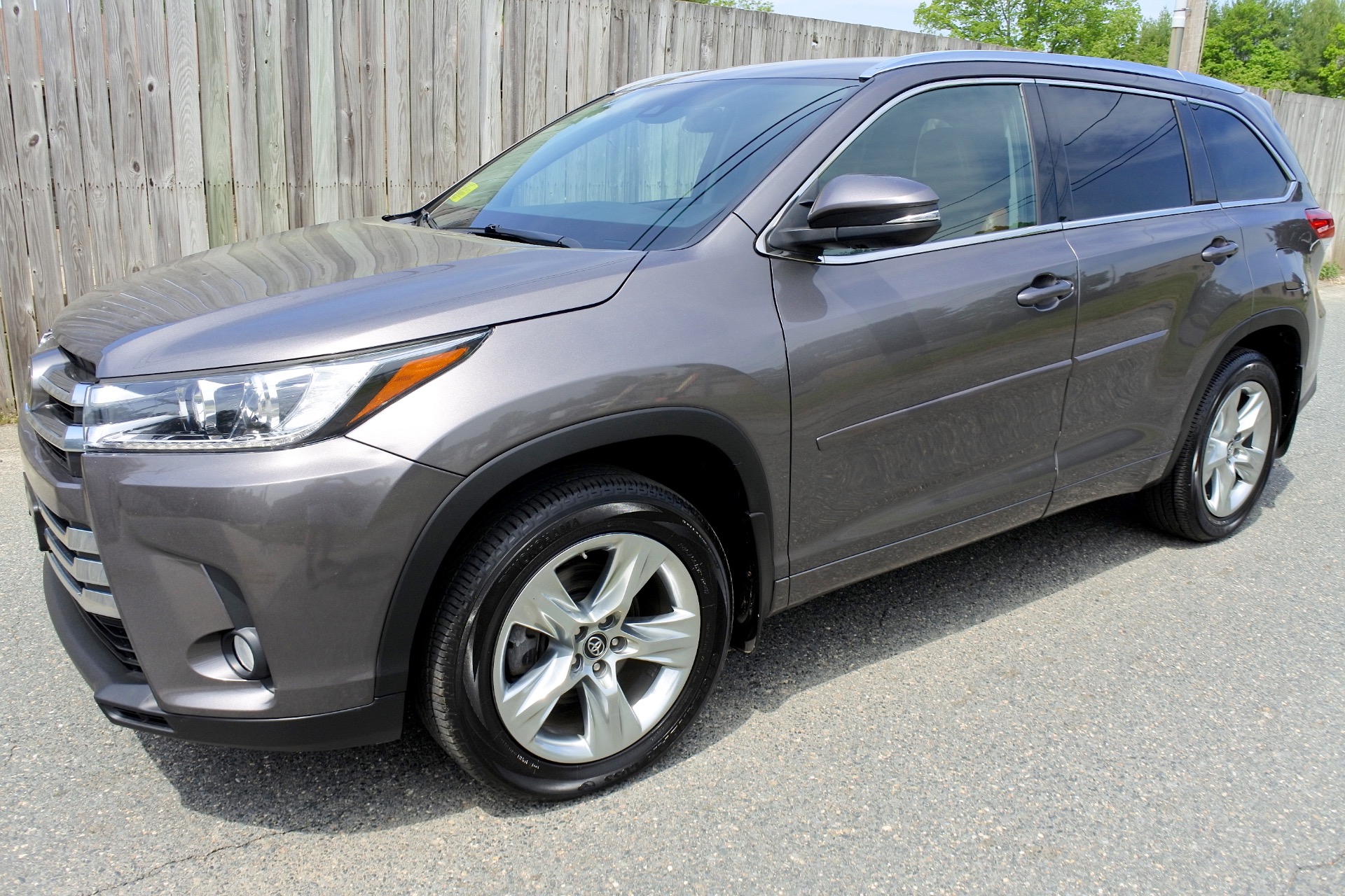 Used 2017 Toyota Highlander Limited V6 AWD For Sale (32,500) Metro