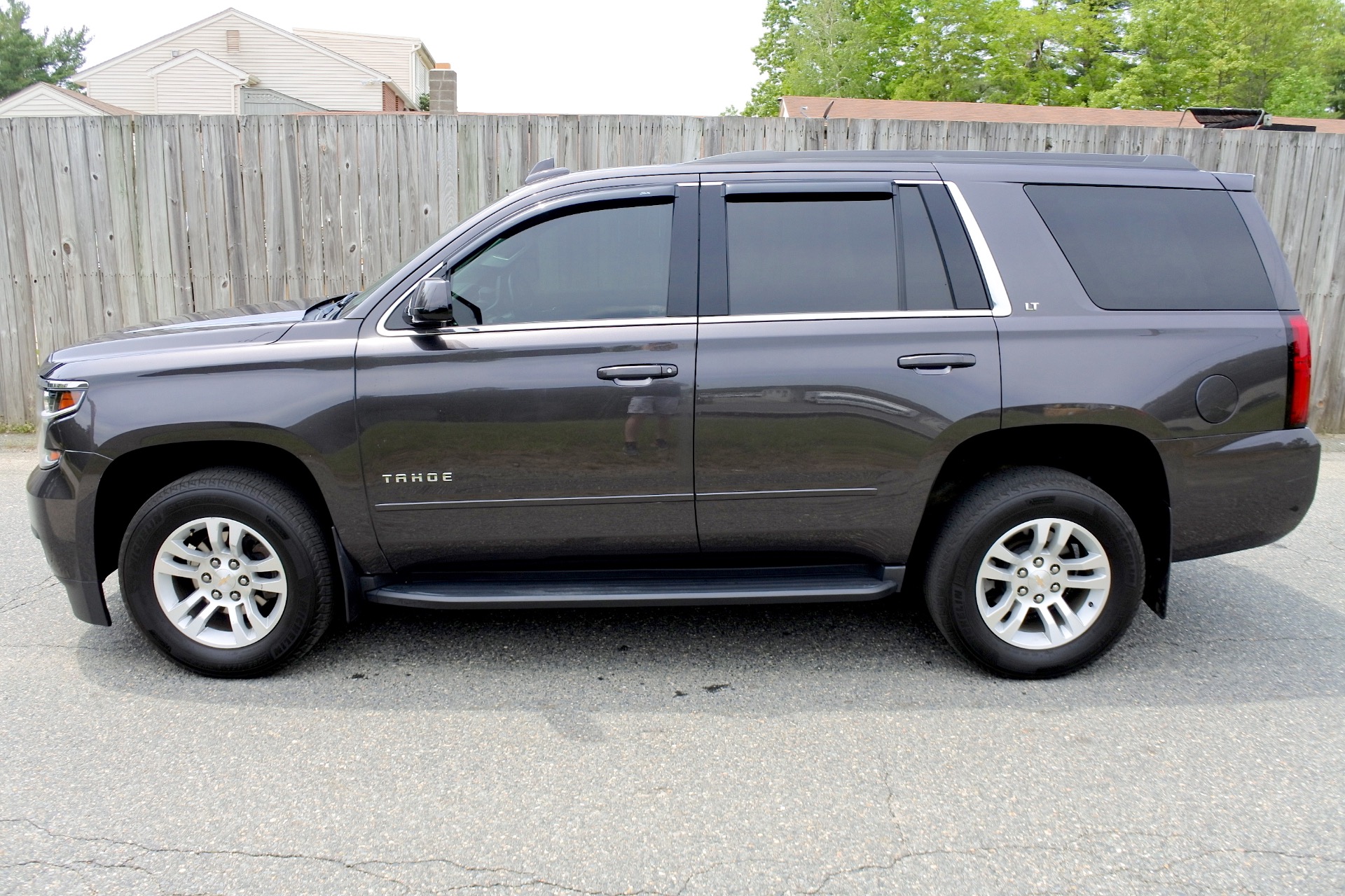 Chevrolet tahoe 4