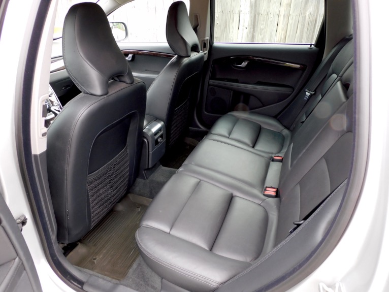 Used 2015 Volvo Xc70 2015.5 Wagon T6 AWD Used 2015 Volvo Xc70 2015.5 Wagon T6 AWD for sale at Metro West Motorcars LLC in Shrewsbury MA 15