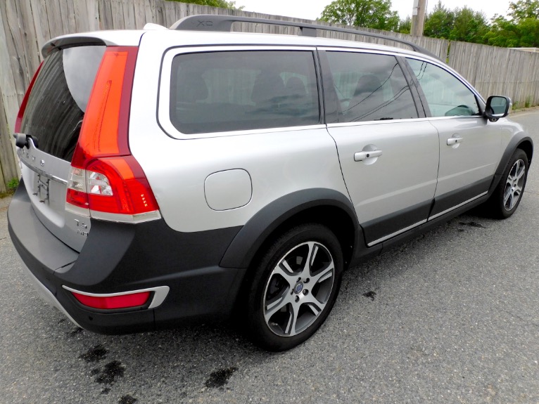 Used 2015 Volvo Xc70 2015.5 Wagon T6 AWD Used 2015 Volvo Xc70 2015.5 Wagon T6 AWD for sale  at Metro West Motorcars LLC in Shrewsbury MA 5